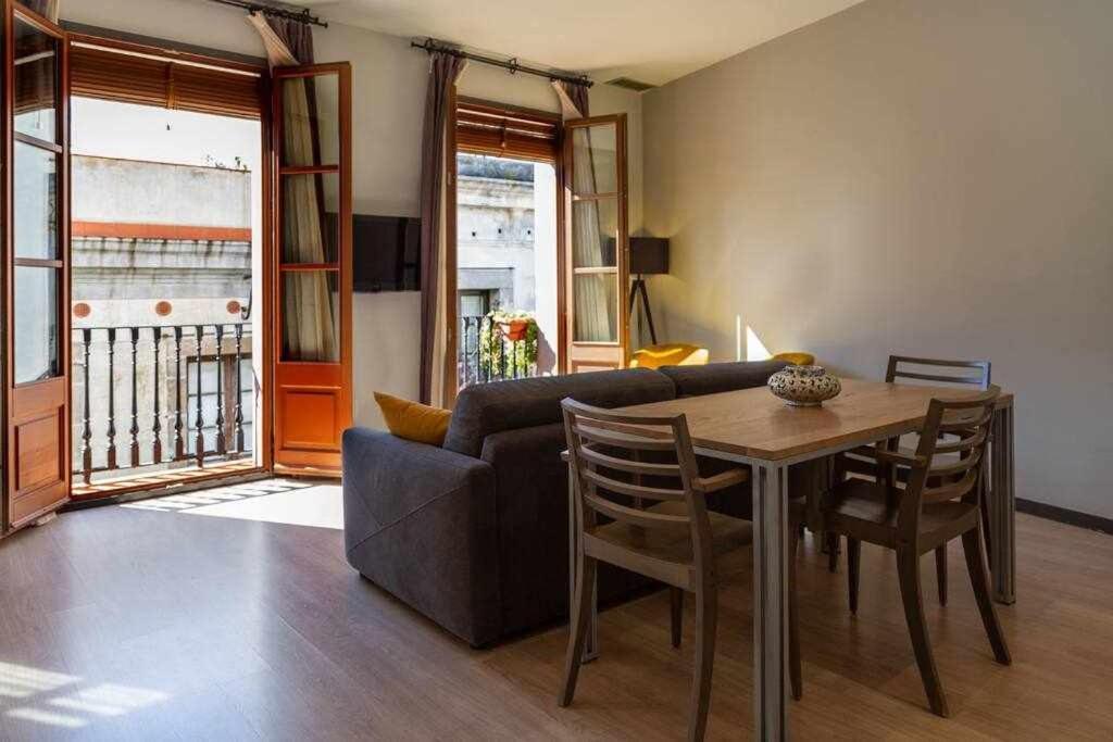 Inspired By Enjoyapartments برشلونة الغرفة الصورة