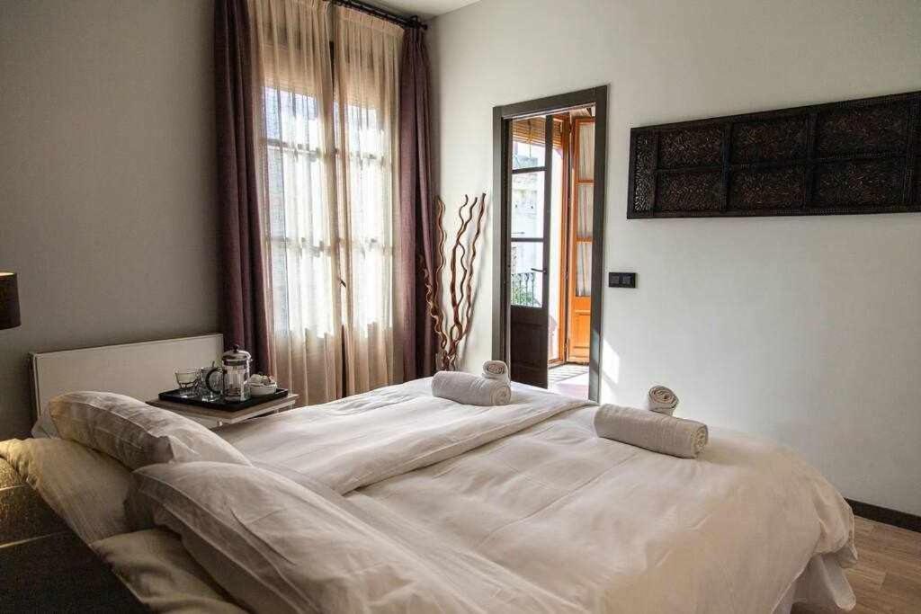 Inspired By Enjoyapartments برشلونة الغرفة الصورة