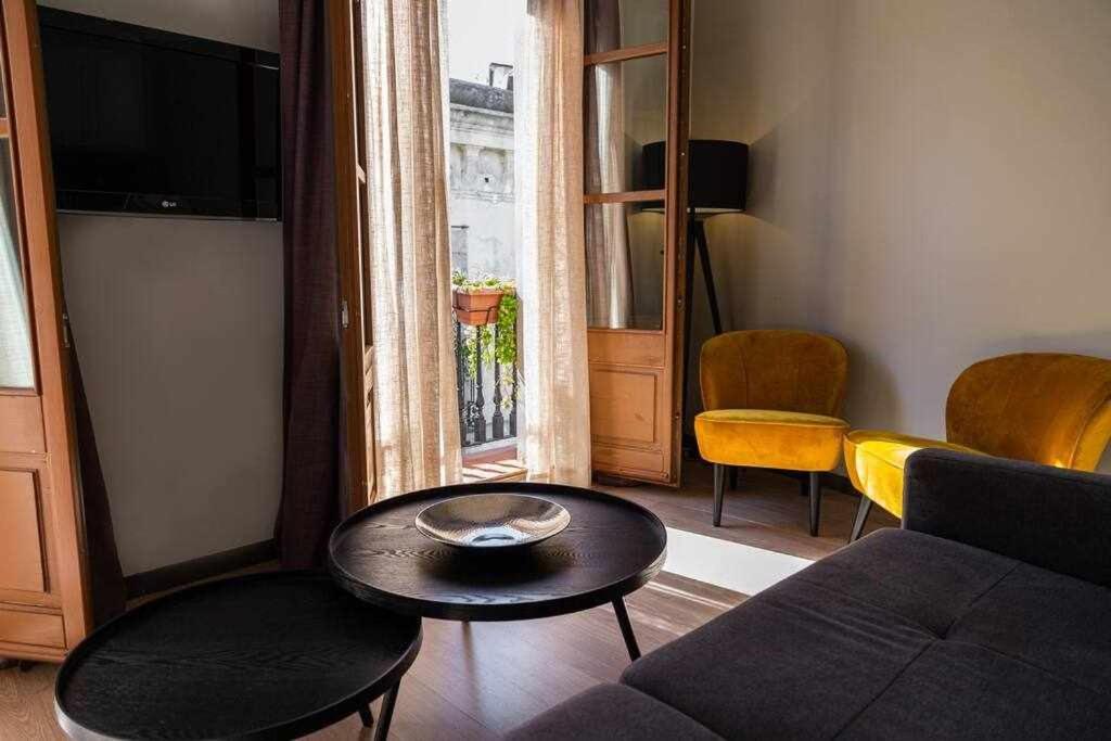 Inspired By Enjoyapartments برشلونة الغرفة الصورة