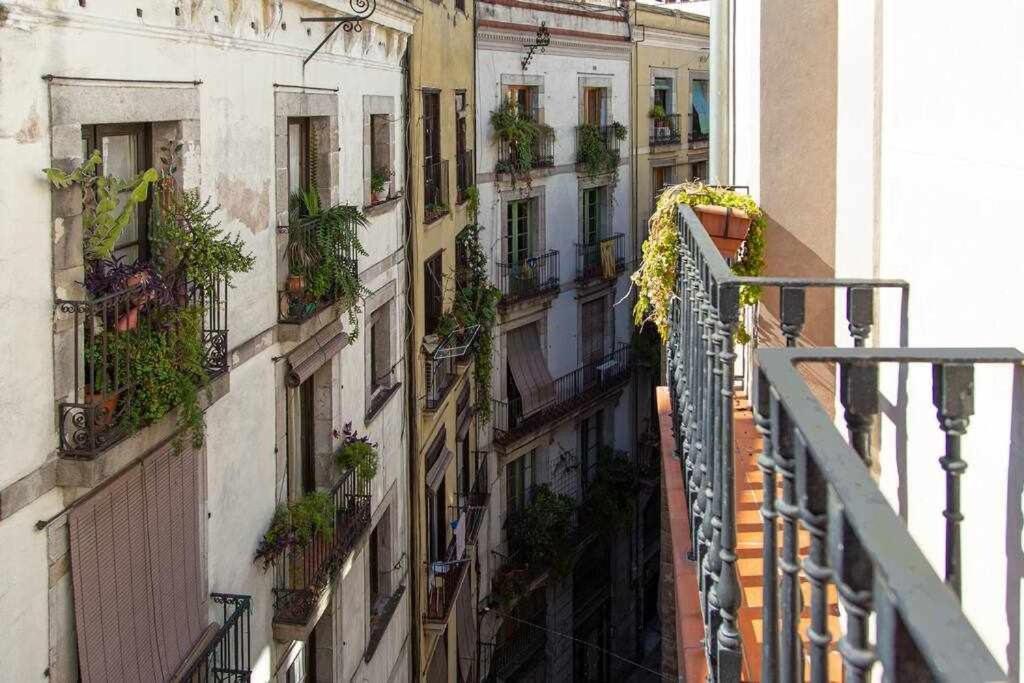 Inspired By Enjoyapartments برشلونة المظهر الخارجي الصورة
