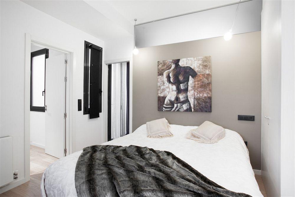 Inspired By Enjoyapartments برشلونة المظهر الخارجي الصورة